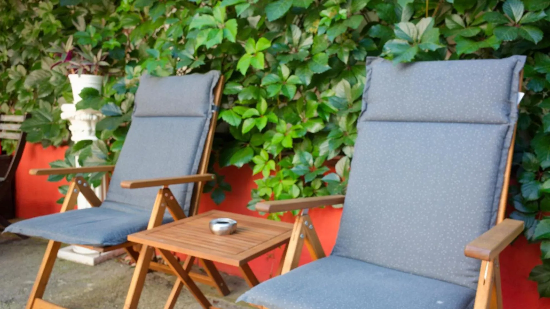 וארנה Nomado Hostel 0*,  בולגריה