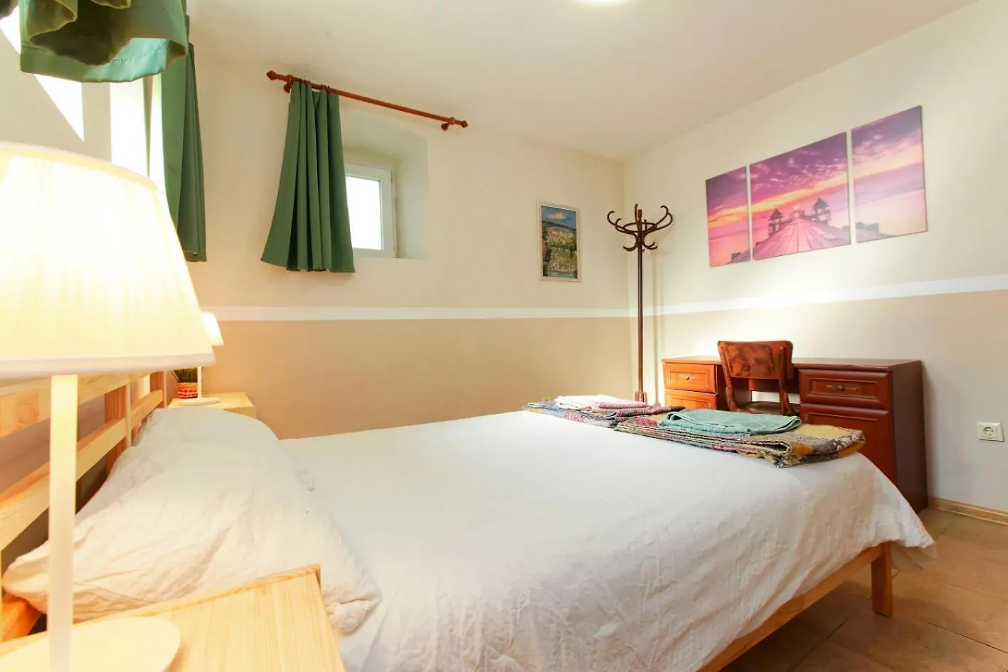 Nomado Hostel Varna 0*,